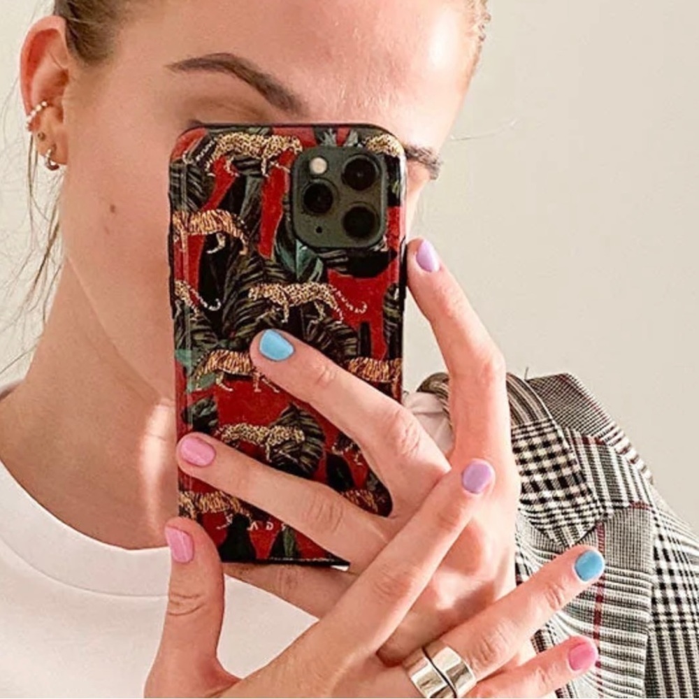 Burga Morning Commute - Designer iPhone 11 Pro Case